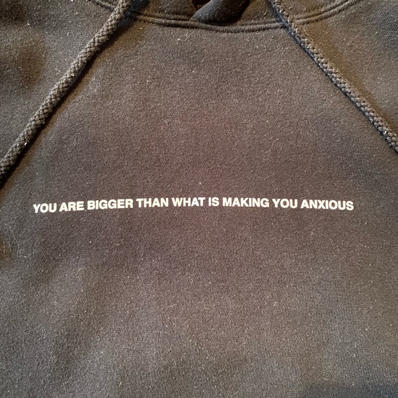 Sweatshirt - Picture 2 of 8